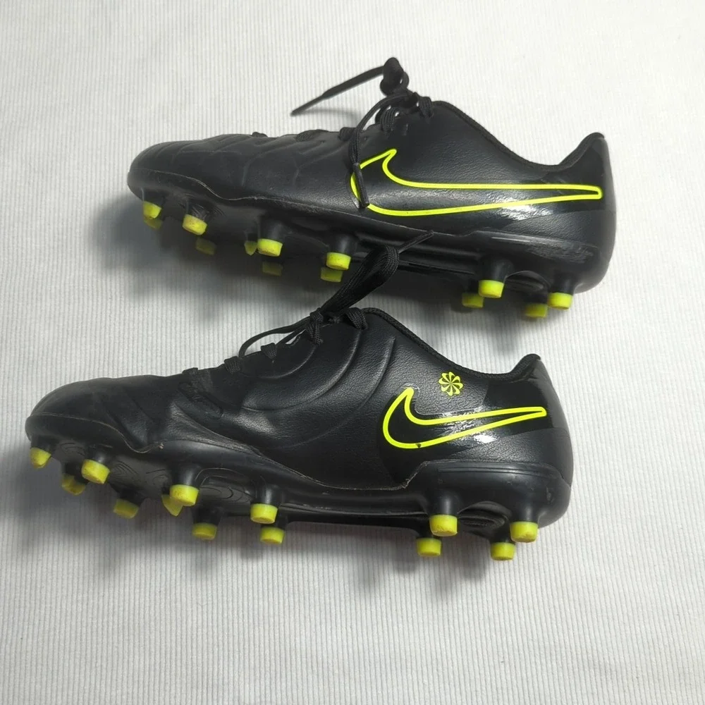 NIKE Size 3 Youth Tiemp Legend 10 Club Firm Soccer Cleats Black And‎ Yellow